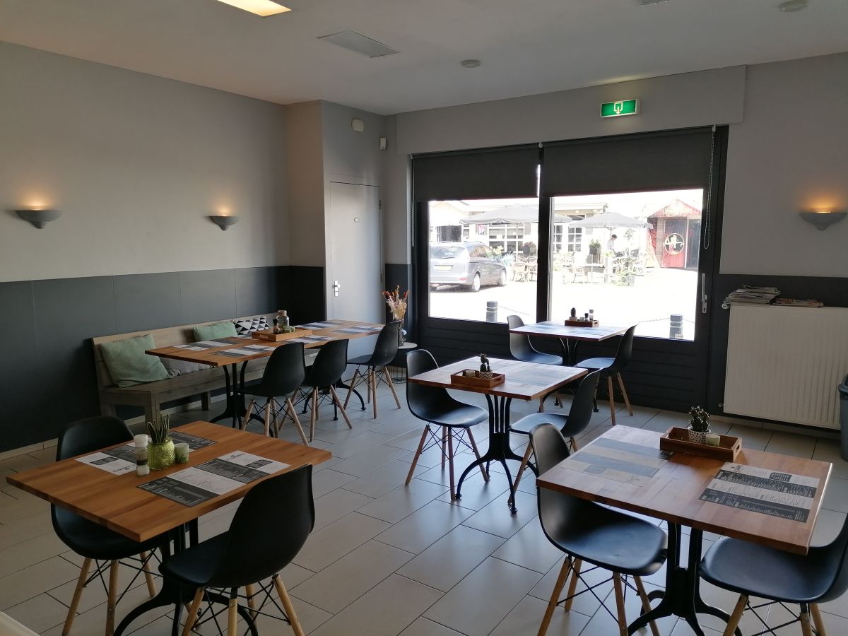 Cafetaria 'Ut Sjeurke' in Stramproy - foto 7